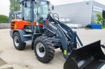 Nakladač Schaeff-Yanmar TL70S (Terex) s otočným výložníkom, ako má Hon UN053, UNO180